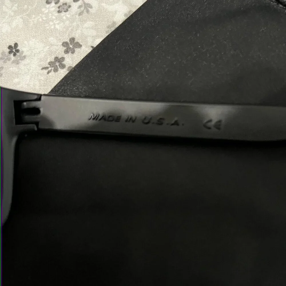 Oakley Men's Black and Blue Sunglasses - Picture 10 of 12